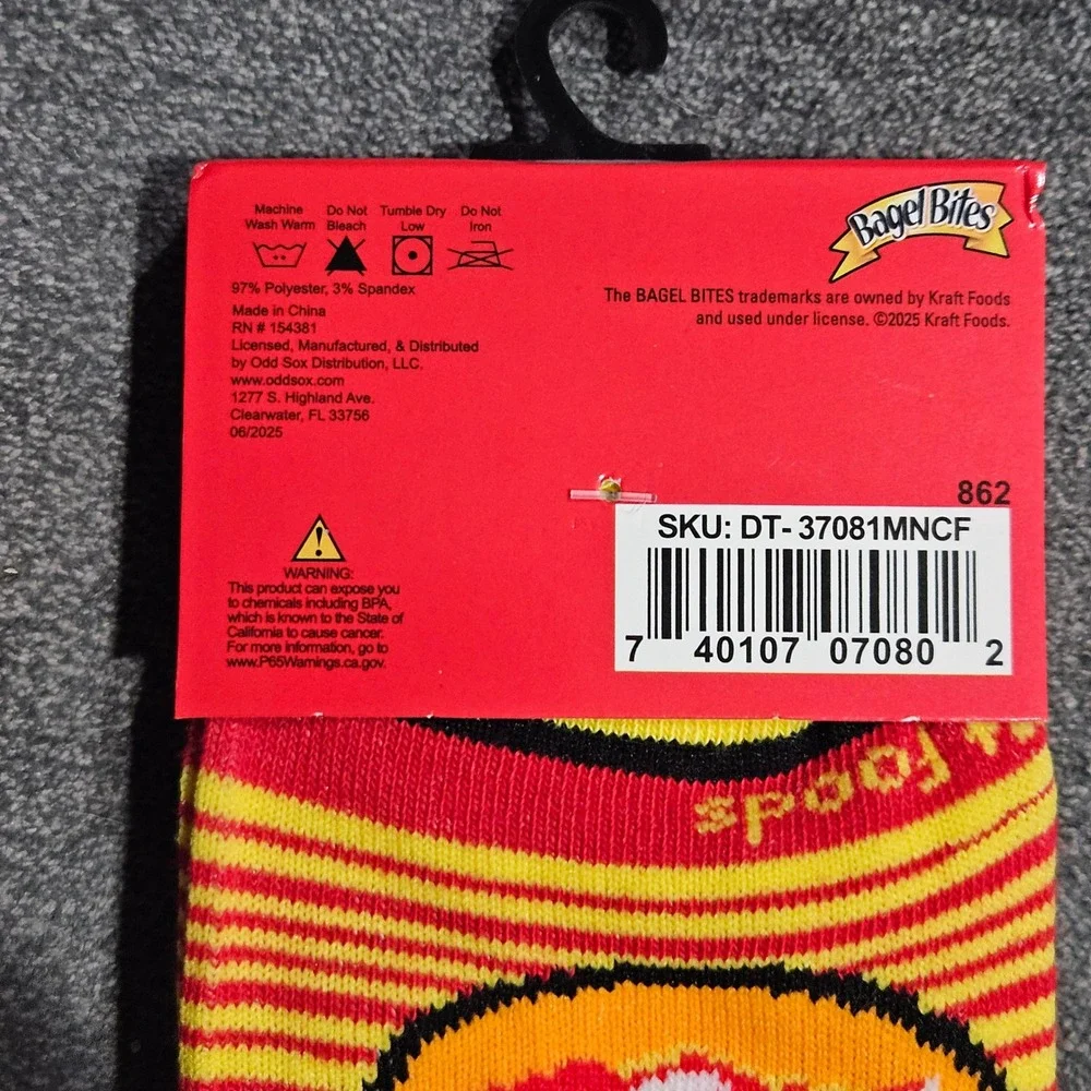 Bagel Bites Mens Crew Socks Red Yellow Pizza Snack Food Novelty Size 6-12 NWT
